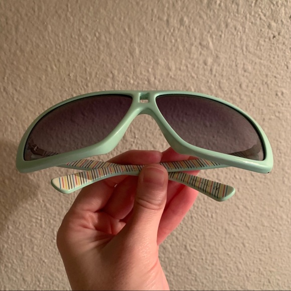 Rare Dragon GG Hamptons light teal grey gradient Sunglasses large frames - Picture 12 of 15